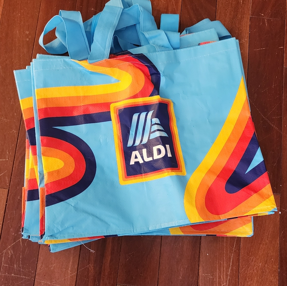(10) Aldi shopping bags (10 bags)